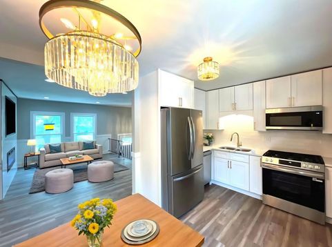 Main Photo