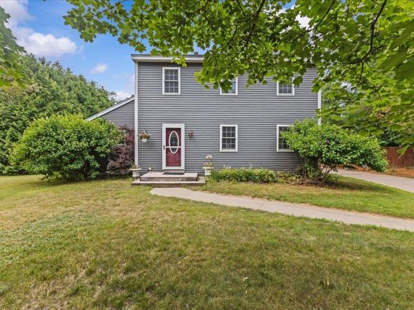 20 Suffolk Lane, Essex, VT 05452