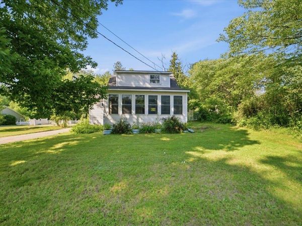 1815 Main Street, Colchester, VT 05446