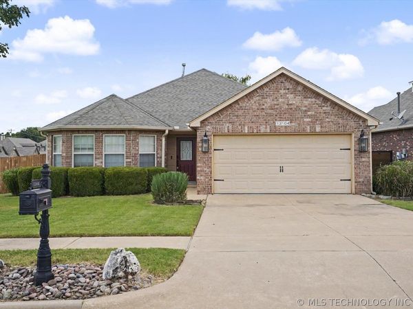 13504 S Nyssa Street , Glenpool, OK 74033