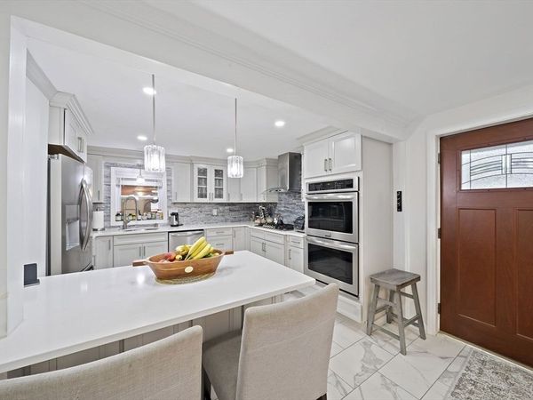 105 Cross St, Randolph, MA 02368