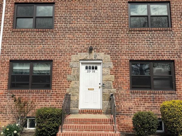 20109 35th Avenue , Unit B, Bayside, NY 11361