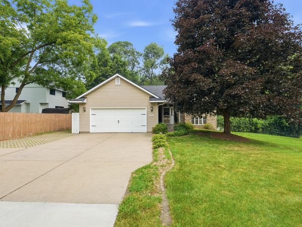 16520 Minnetonka Boulevard, Minnetonka, MN 55345