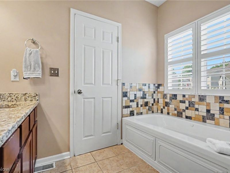 3865 Arcadia Circle, Willoughby, OH 44094 Photo 27