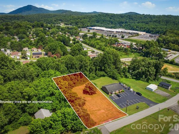 501 Realty Street SW, Lenoir, NC 28645