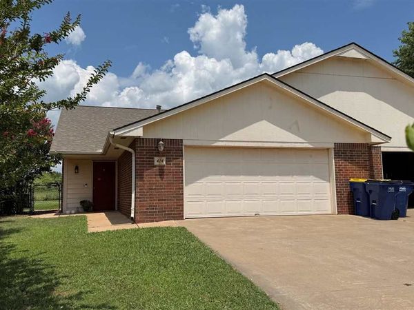 414-416 E Britton Court, Stillwater, OK 74075