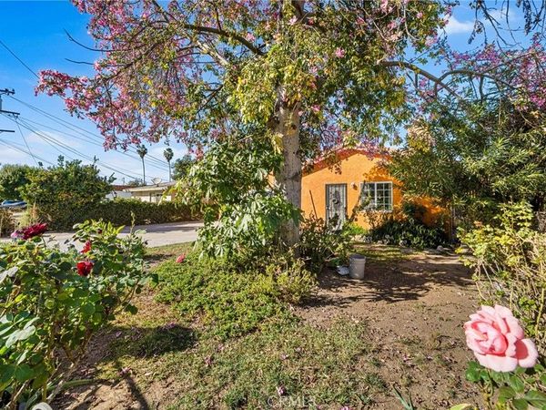 1584 E Davidson Street , San Bernardino, CA 92408