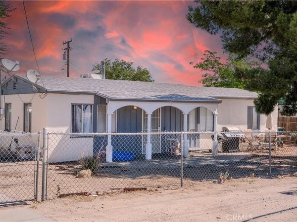 1045 Elizabeth Lake Road , Palmdale, CA 93551