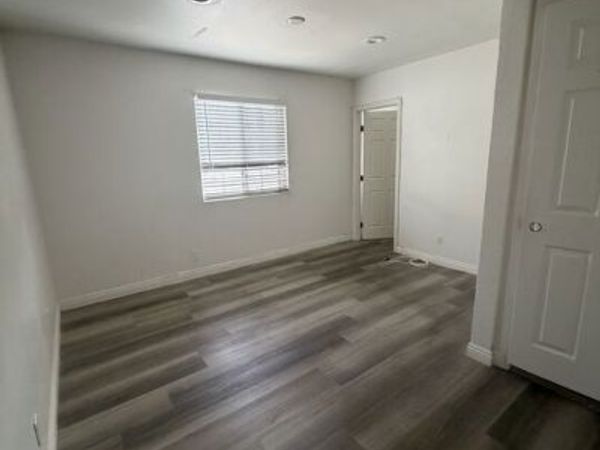 626 E San Antonio Drive, Long Beach, CA 90807