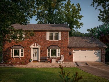 1231 Thomas Road, South Charleston, WV 25303