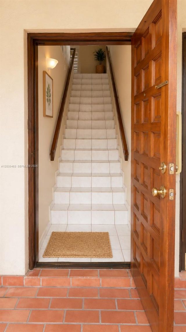 2220 W 74th St , Unit 201-16, Hialeah, FL 33016 Photo
