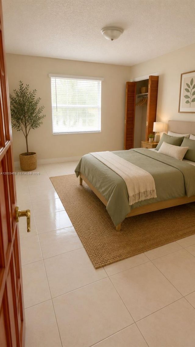 2220 W 74th St , Unit 201-16, Hialeah, FL 33016 Photo