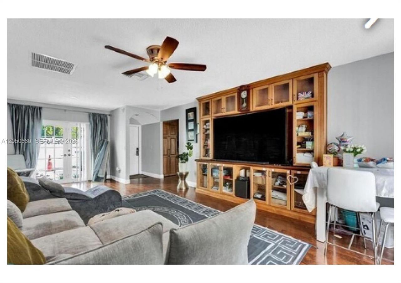 9234 SW 5th St, Unit B, Boca Raton, FL 33428 Photo