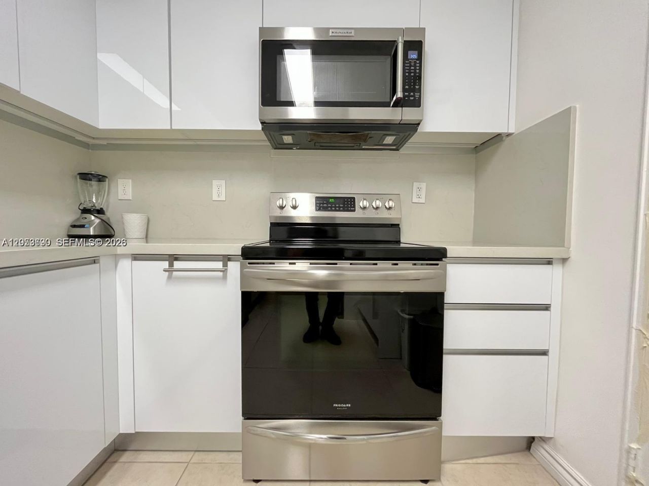 10185 Collins Ave, Unit 1103, Bal Harbour, FL 33154 Photo