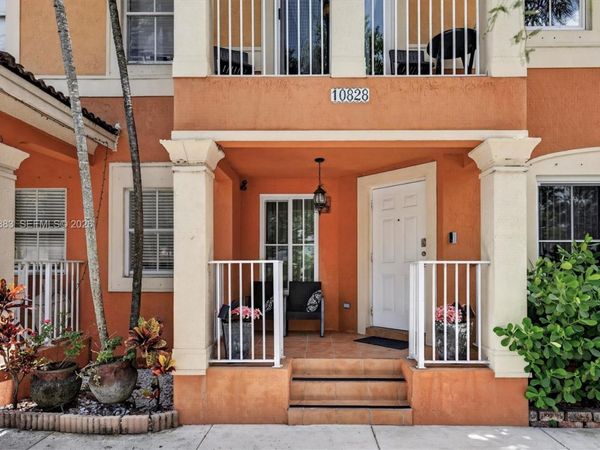 10828 SW 243rd St , Homestead, FL 33032