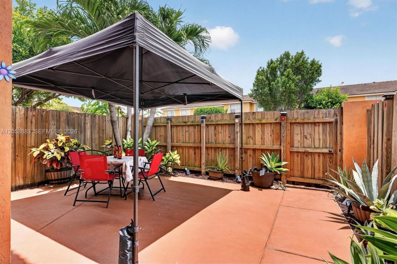 10828 SW 243rd St , Homestead, FL 33032 Photo