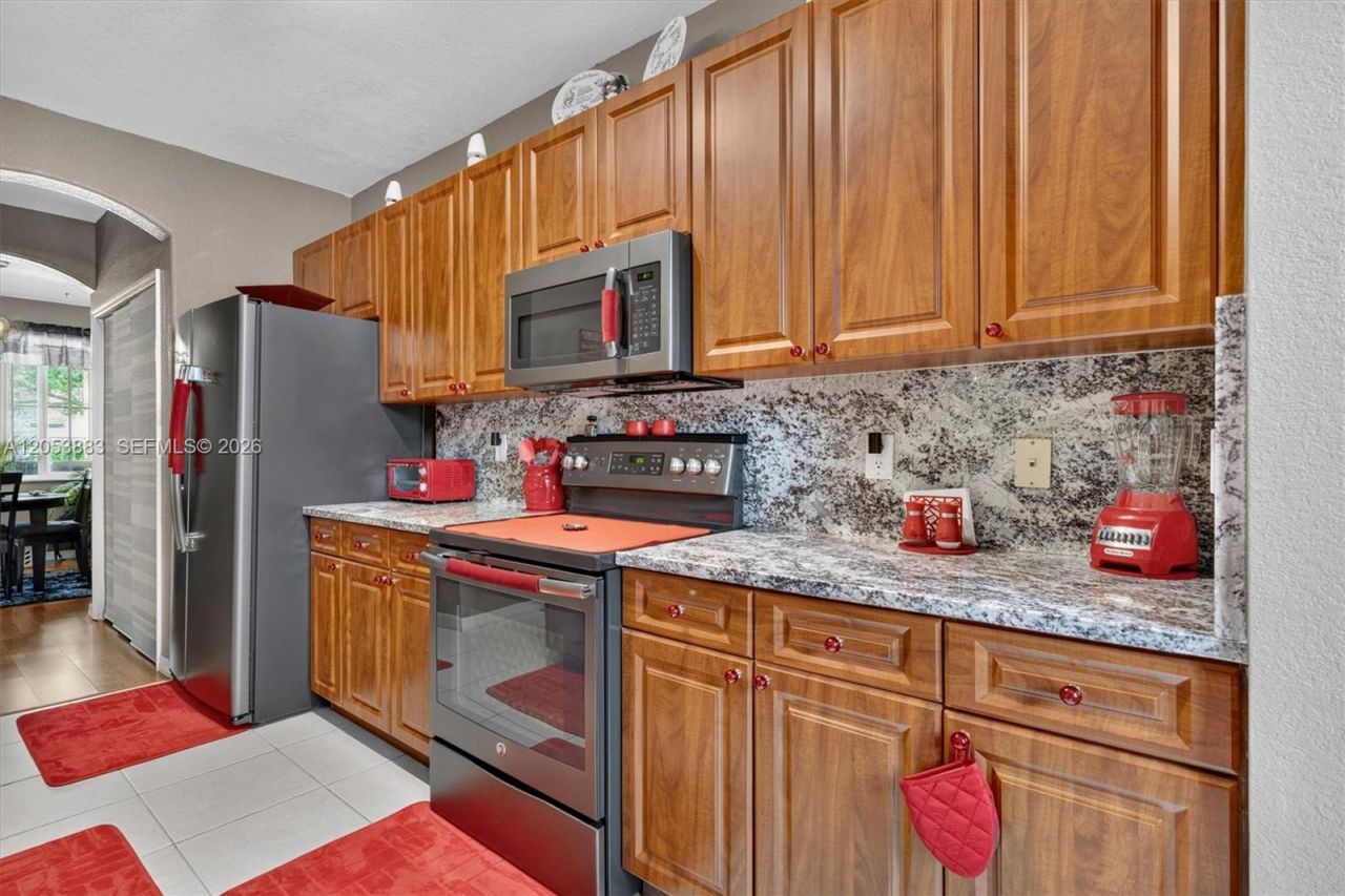 10828 SW 243rd St , Homestead, FL 33032 Photo