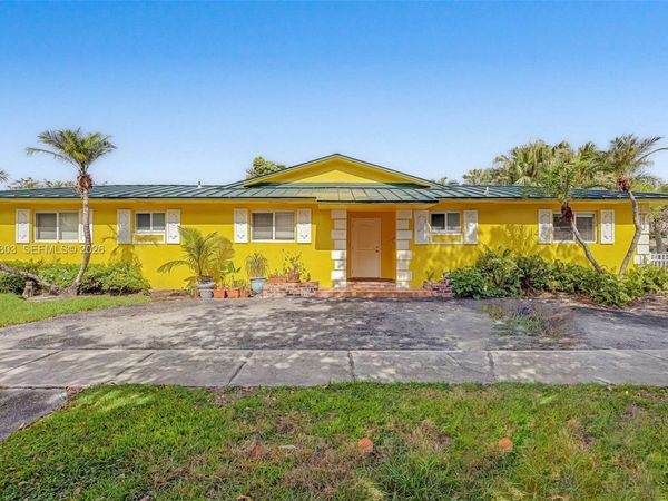 10650 SW 77th Ct , Pinecrest, FL 33156