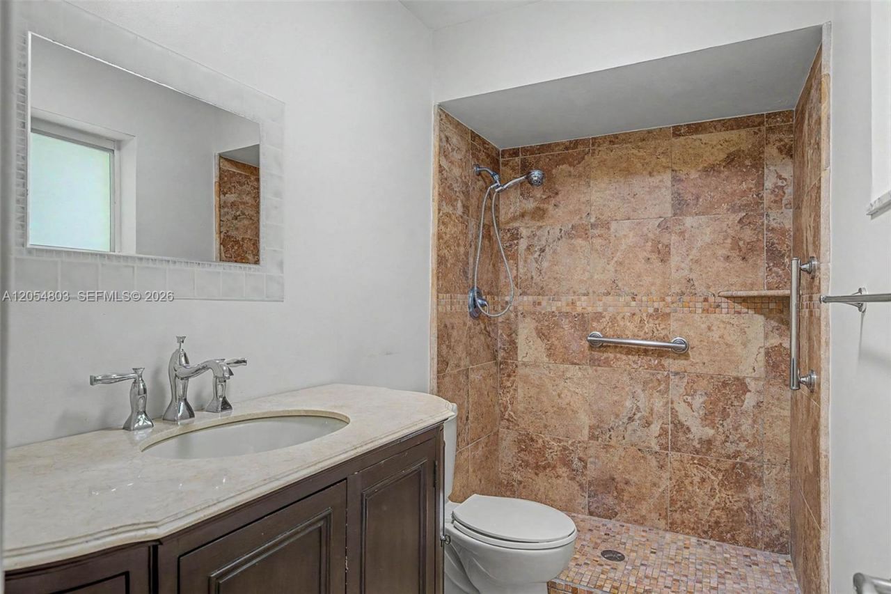 10650 SW 77th Ct , Pinecrest, FL 33156 Photo