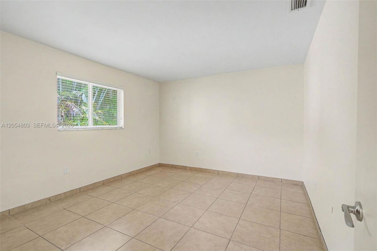 10650 SW 77th Ct , Pinecrest, FL 33156 Photo