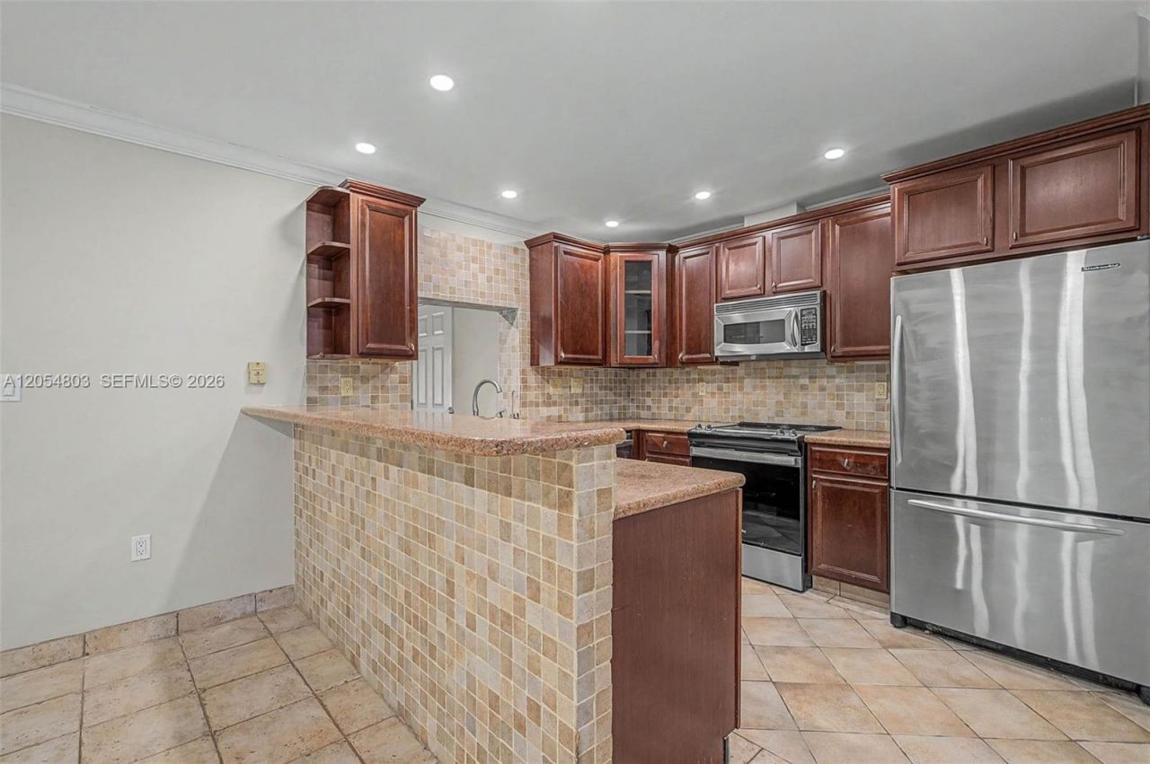 10650 SW 77th Ct , Pinecrest, FL 33156 Photo
