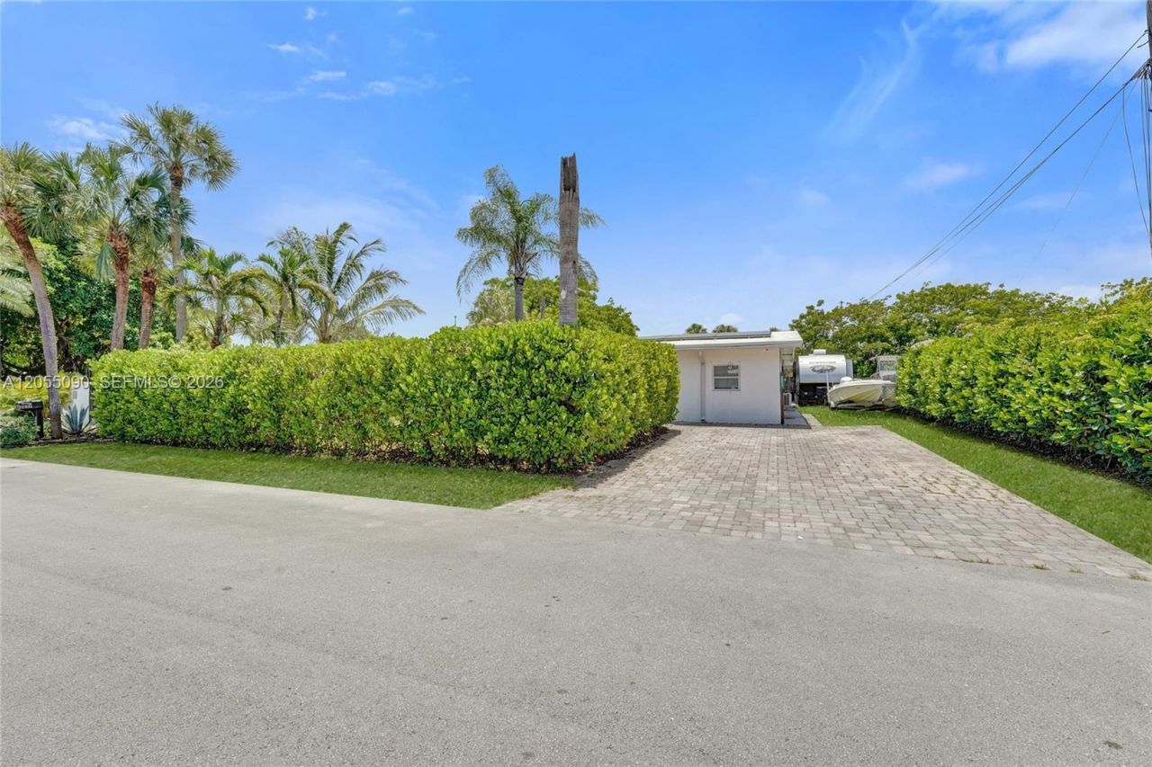 2531 Whale Harbor Ln , Fort Lauderdale, FL 33312 Photo