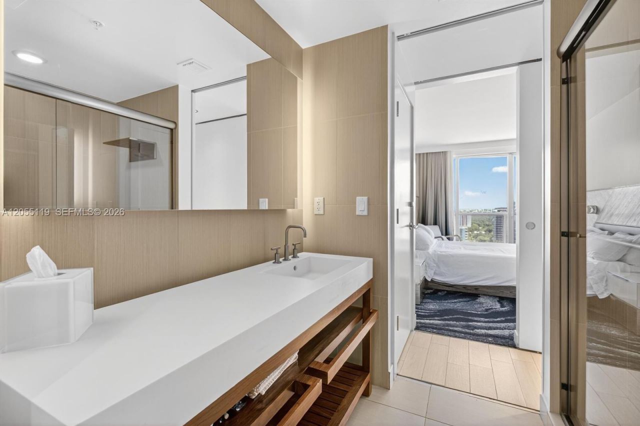 3101 Bayshore Dr, Unit 1708, Fort Lauderdale, FL 33304 Photo