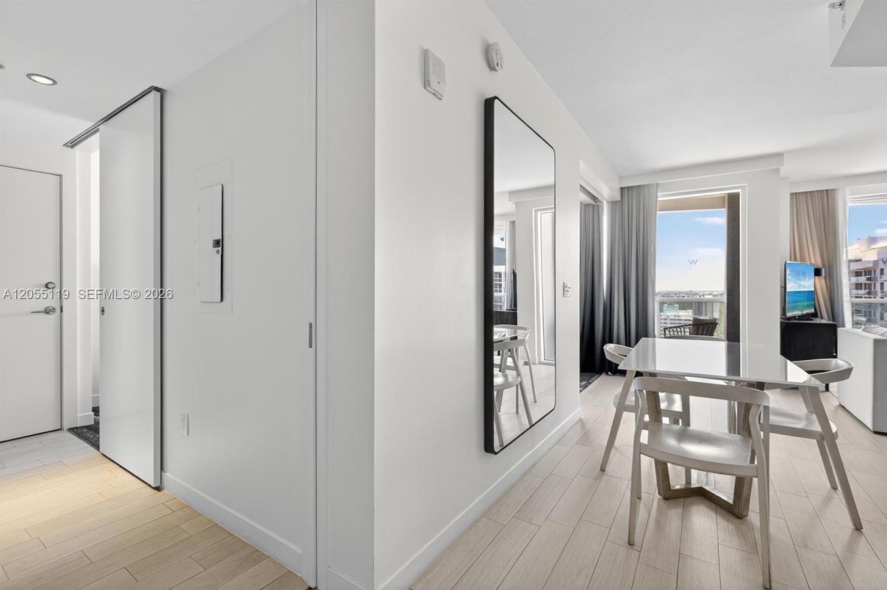 3101 Bayshore Dr, Unit 1708, Fort Lauderdale, FL 33304 Photo
