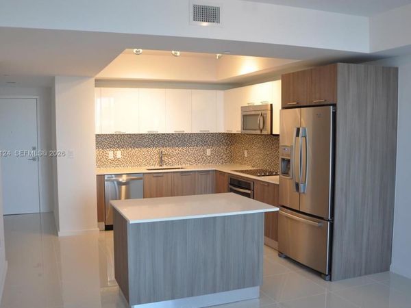 5300 Paseo Blvd, Unit 310, Doral, FL 33166