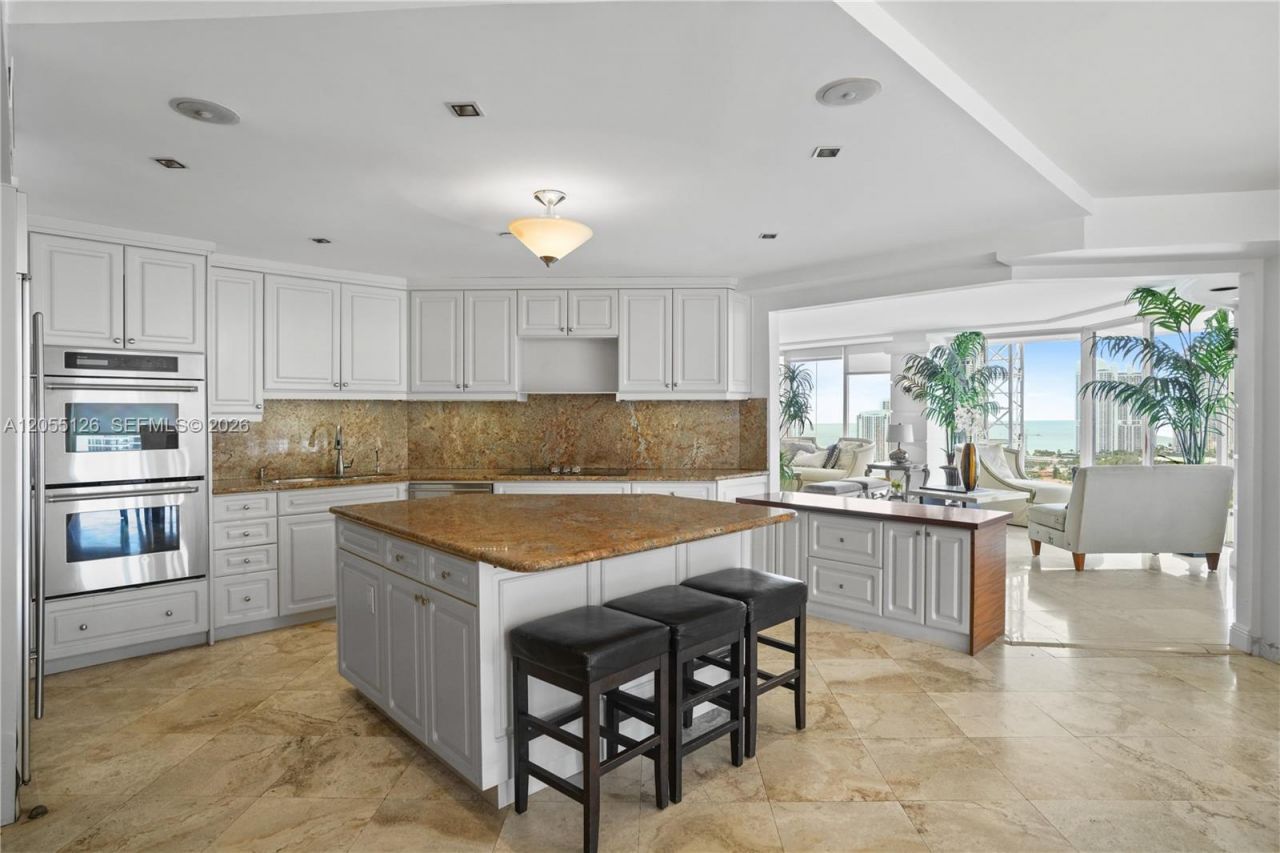 19355 Turnberry Way , Unit 25GR, Aventura, FL 33180 Photo