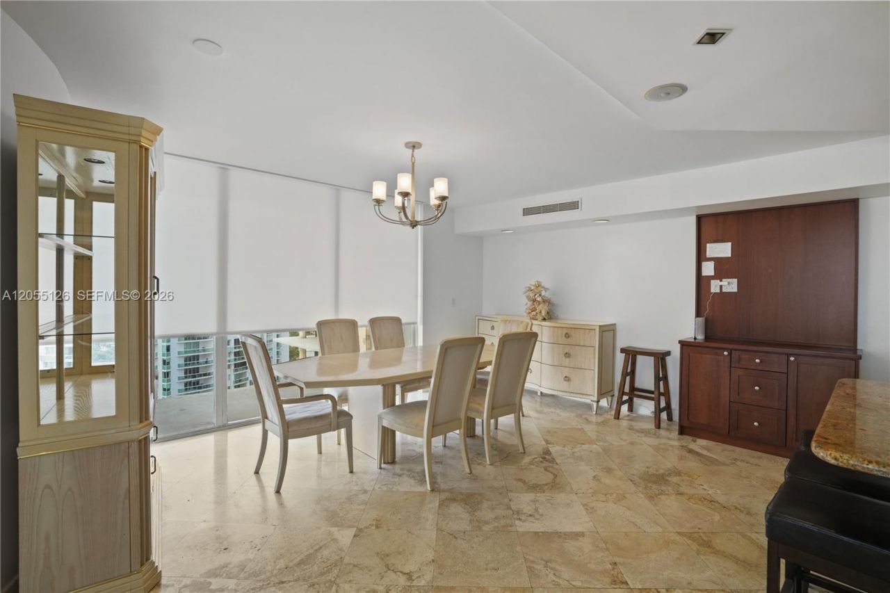 19355 Turnberry Way, Unit 25GR, Aventura, FL 33180 Photo