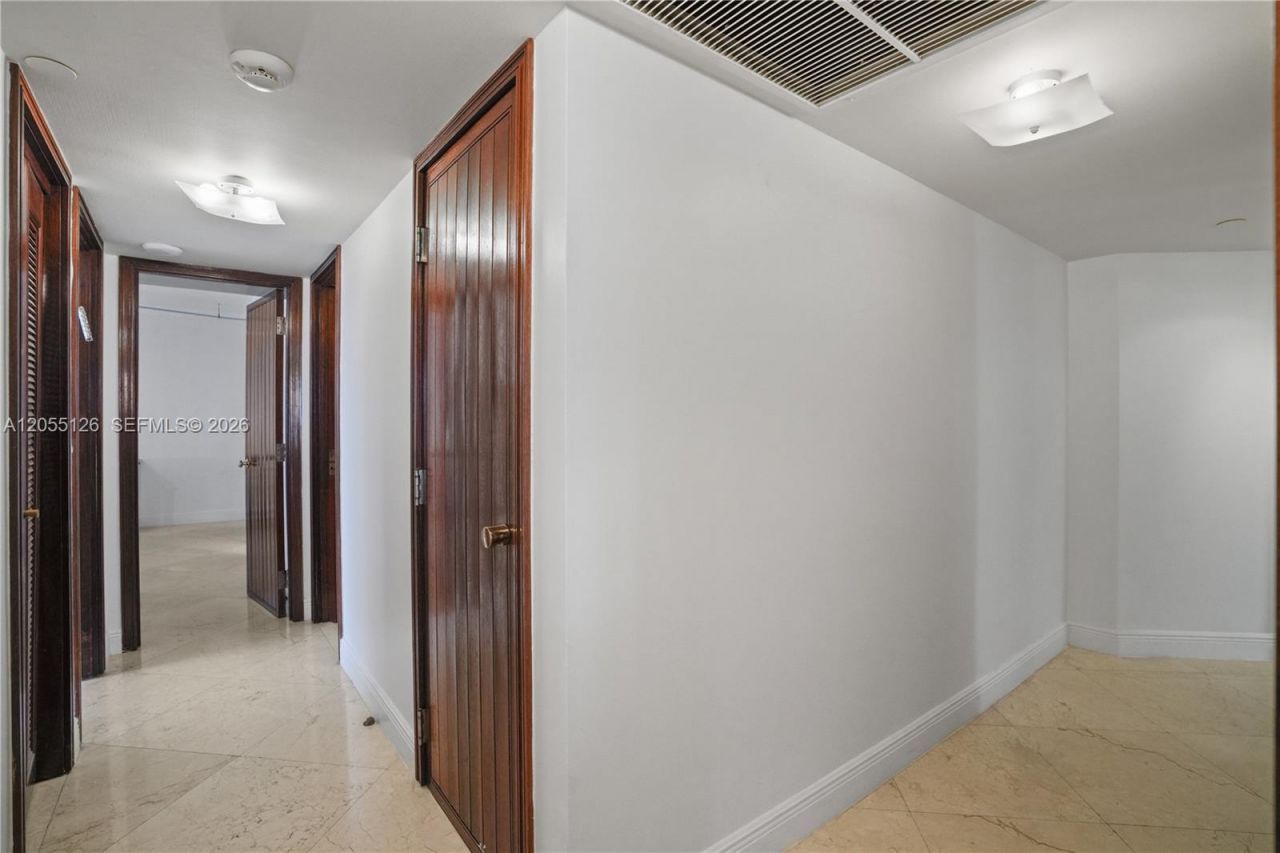 19355 Turnberry Way, Unit 25GR, Aventura, FL 33180 Photo