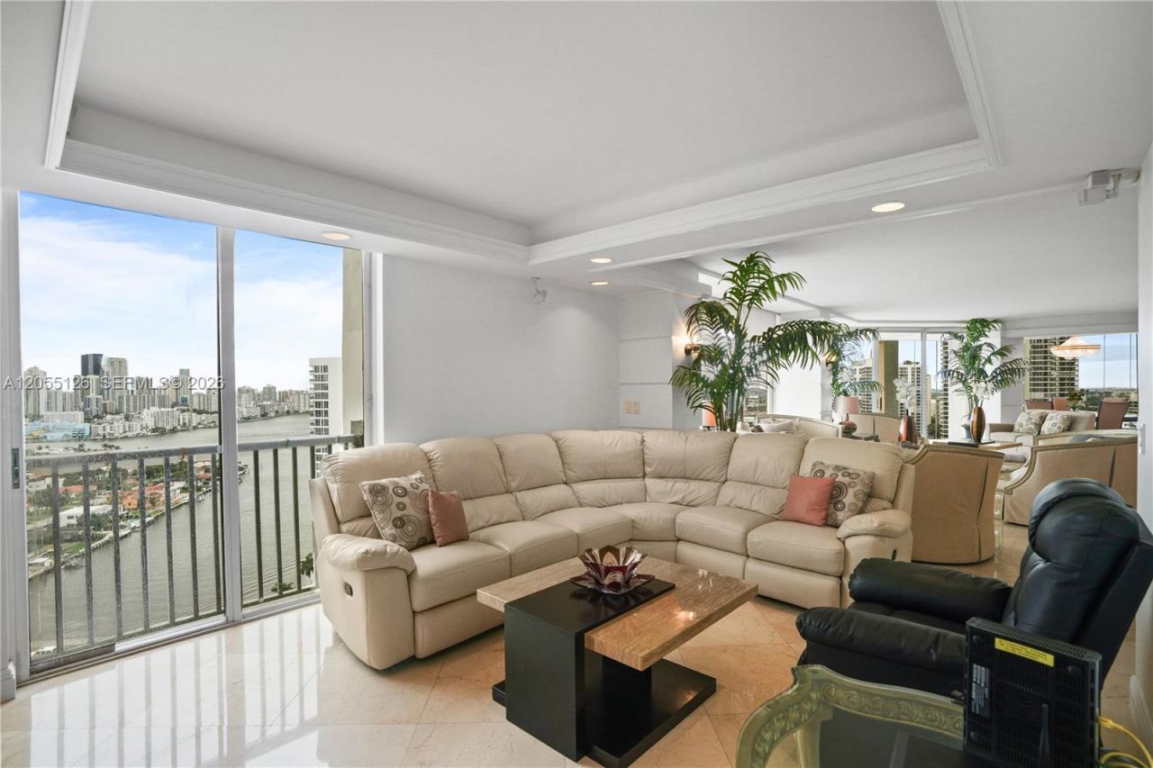 19355 Turnberry Way , Unit 25GR, Aventura, FL 33180 Photo