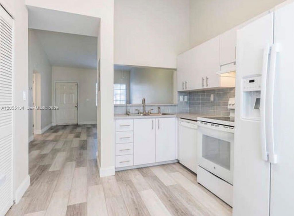Please Call For Address, Unit 404, Miami, FL 33183 Photo