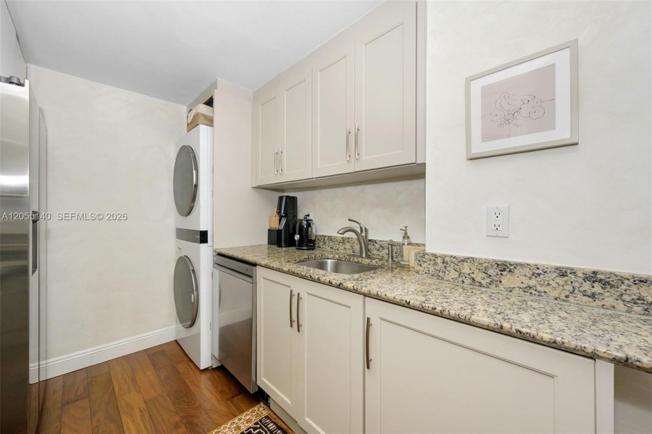 10275 Collins Ave , Unit 334, Bal Harbour, FL 33154 Photo