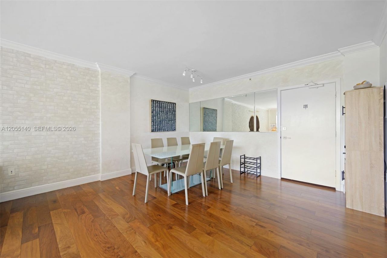 10275 Collins Ave , Unit 334, Bal Harbour, FL 33154 Photo