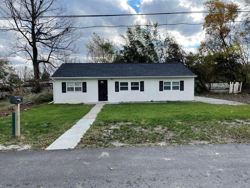 1855 Tanis Drive , Grove City, OH 43123 Photo 1