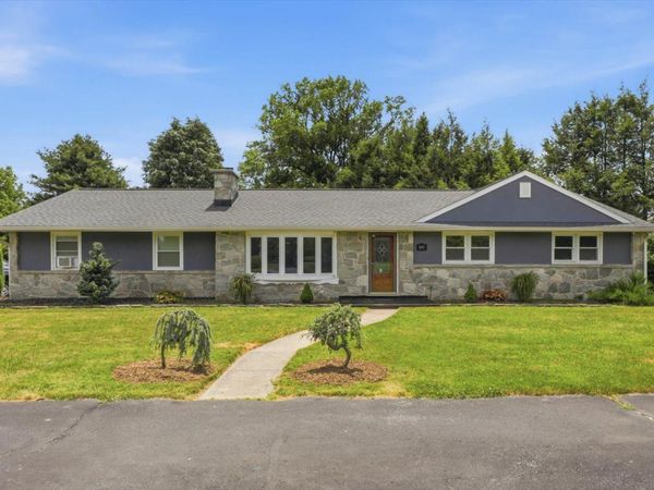 1697 S 5TH AVENUE, LEBANON, PA 17042