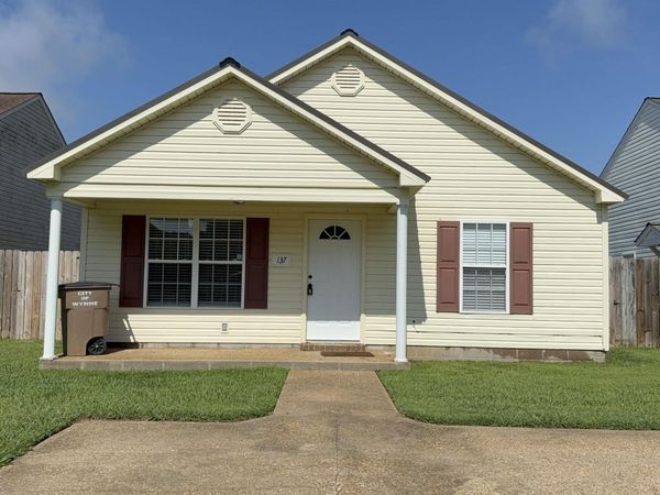 137 Sequoia St , Wynne, AR 72396