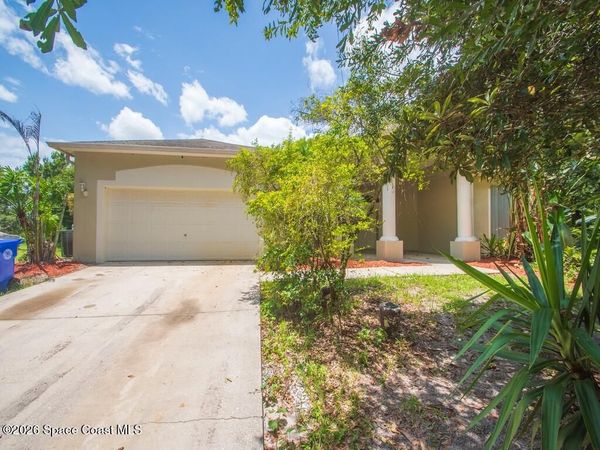 4655 52nd Avenue , Vero Beach, FL 32967