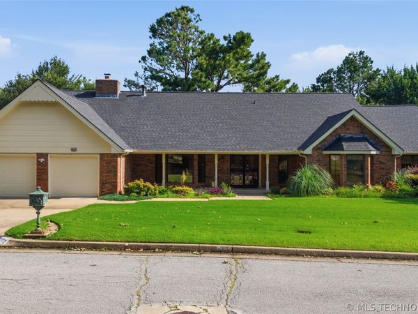 4201 E 64th Street , Tulsa, OK 74136
