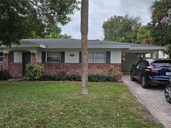 2010 NE 33RD Street, Lighthouse Point, FL 33064