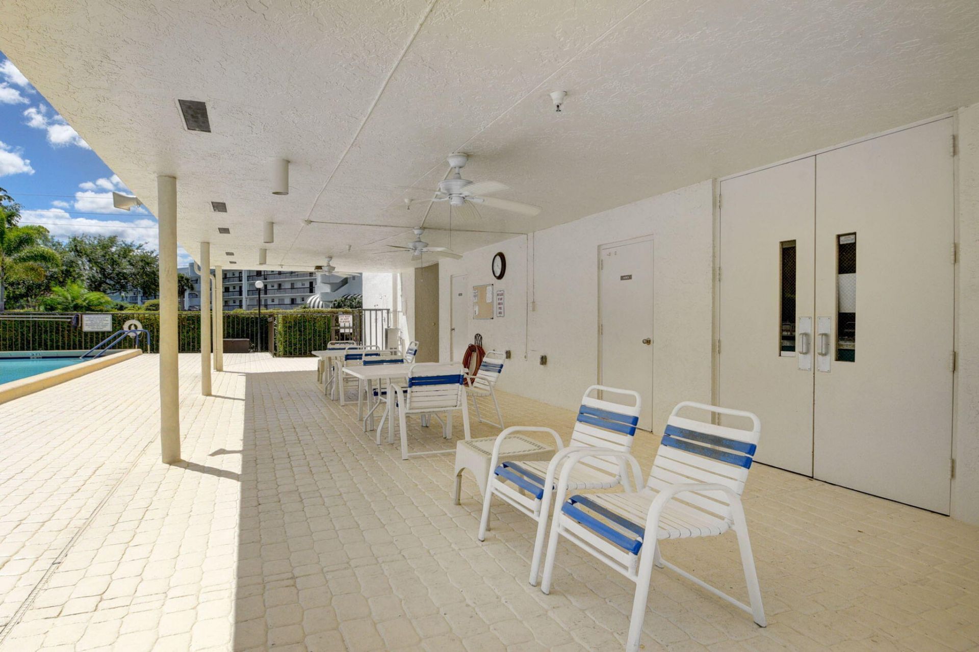 3186 Via Poinciana, Unit 114, Lake Worth, FL 33467 Photo