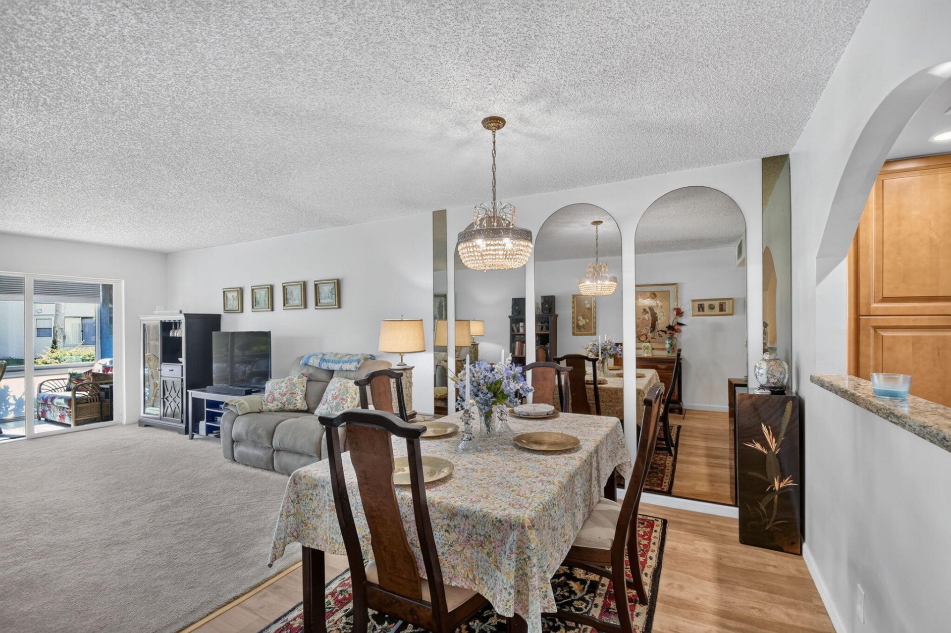 3186 Via Poinciana, Unit 114, Lake Worth, FL 33467 Photo