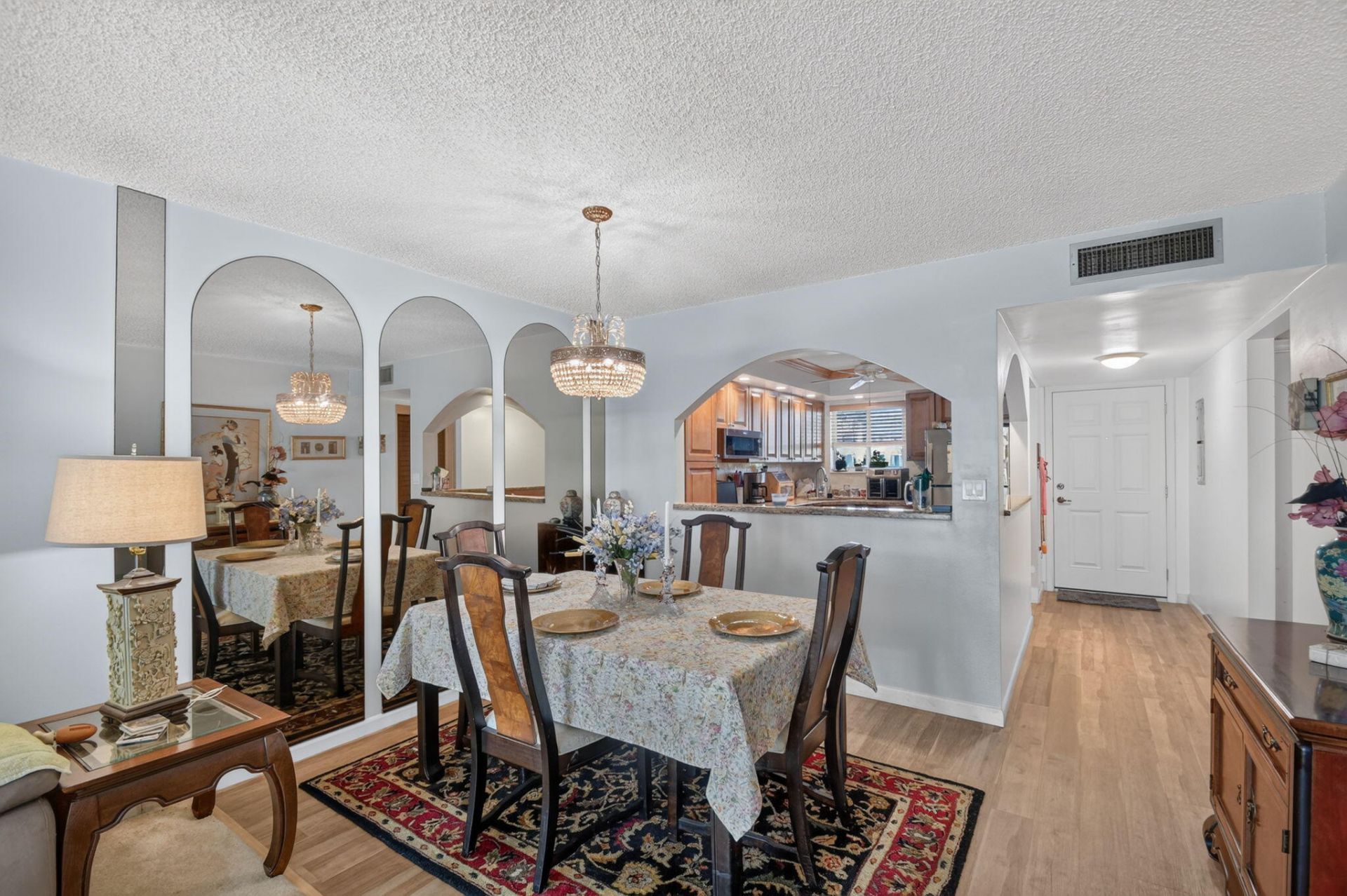 3186 Via Poinciana, Unit 114, Lake Worth, FL 33467 Photo
