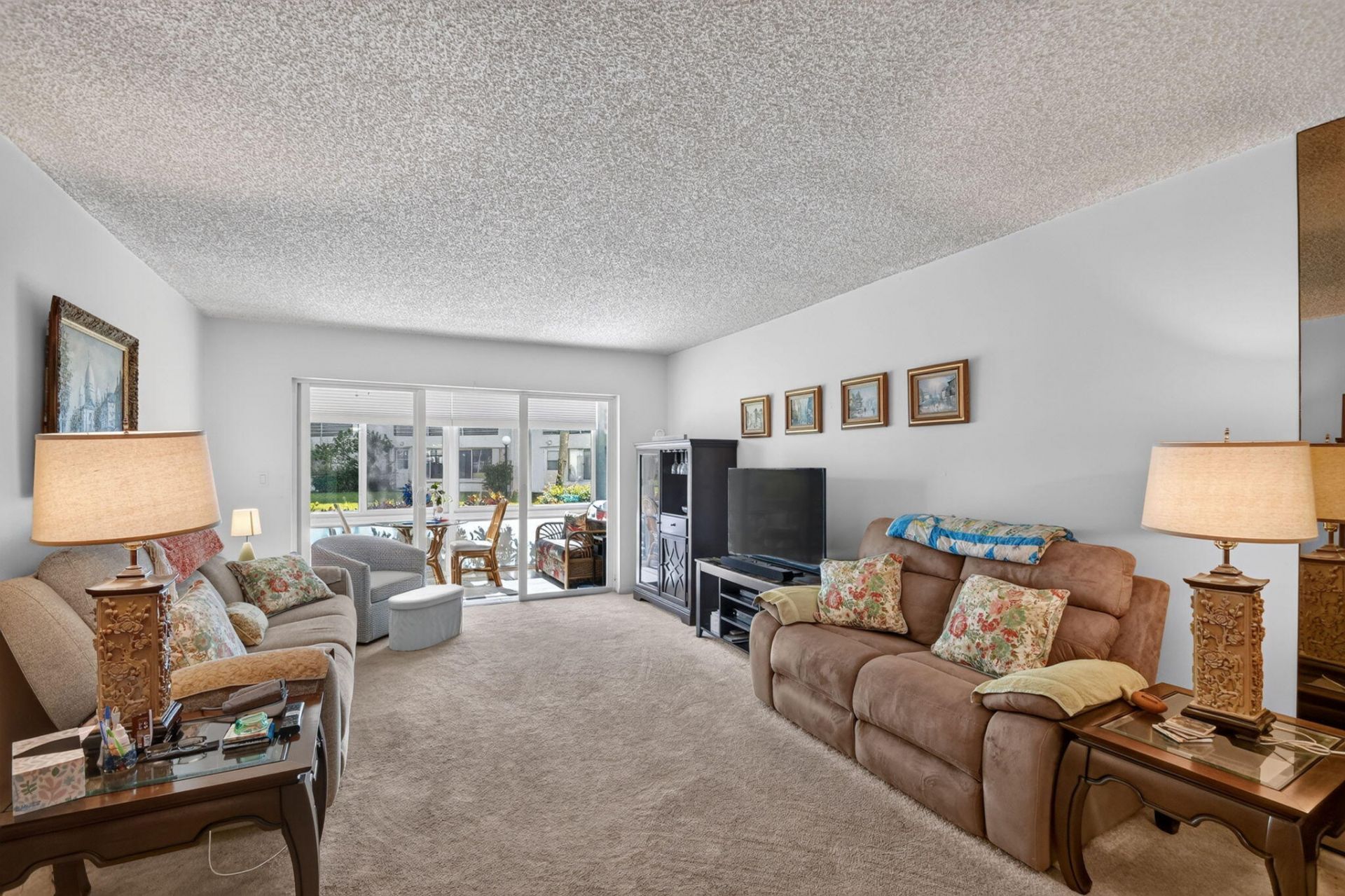 3186 Via Poinciana, Unit 114, Lake Worth, FL 33467 Photo