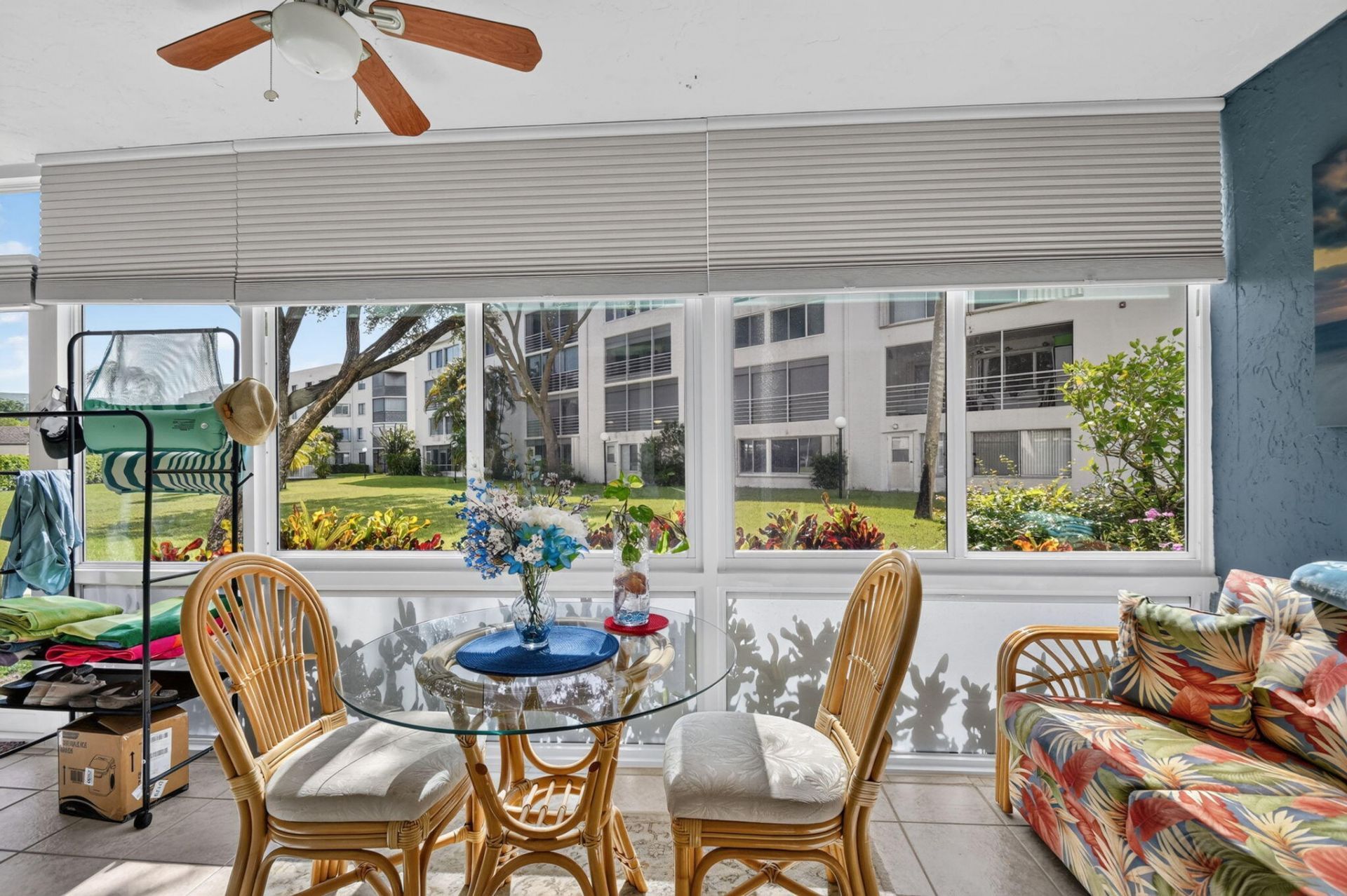 3186 Via Poinciana, Unit 114, Lake Worth, FL 33467 Photo