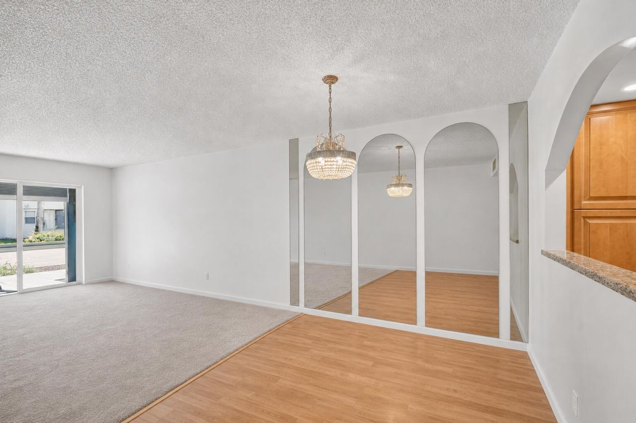 3186 Via Poinciana, Unit 114, Lake Worth, FL 33467 Photo