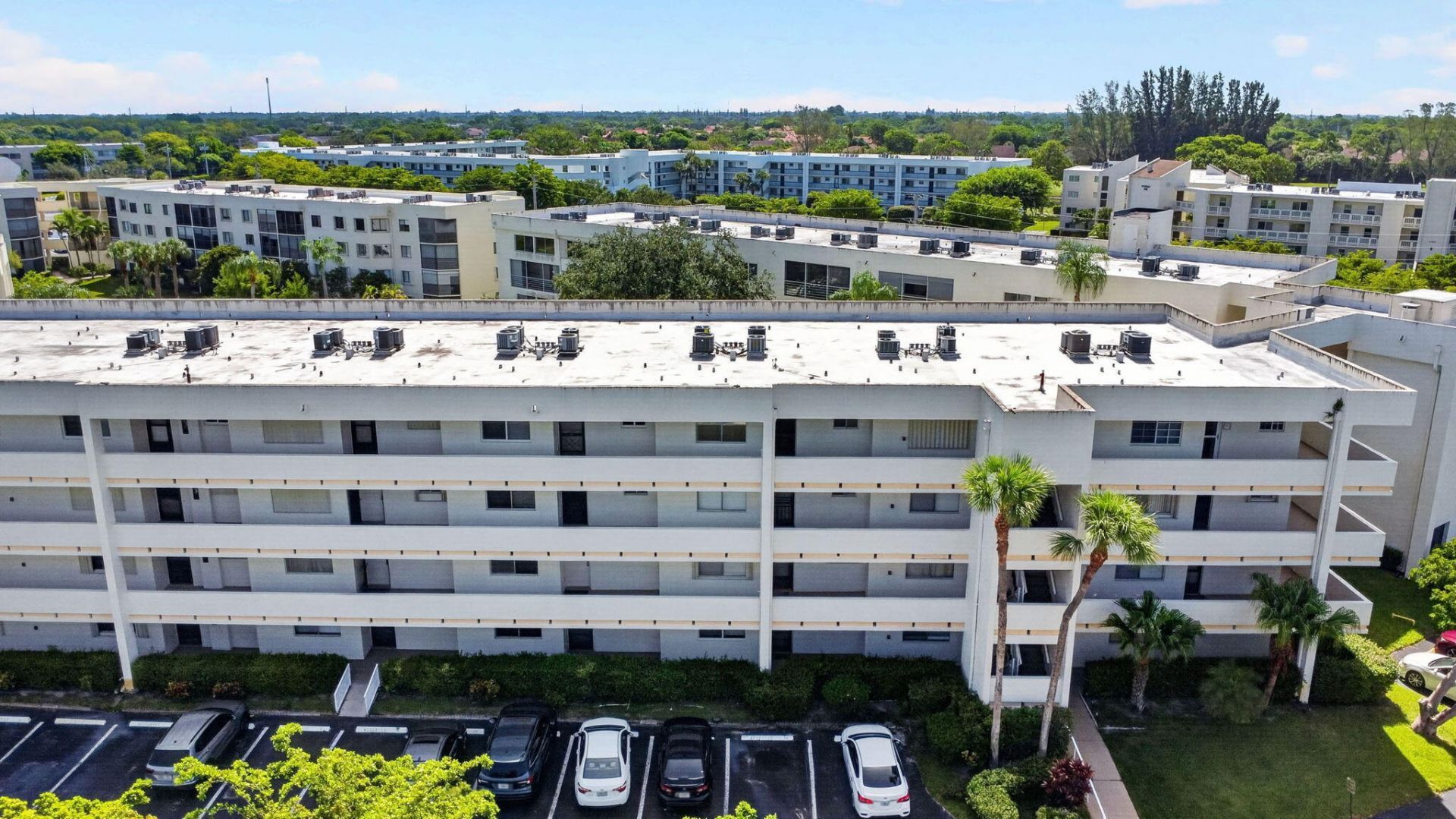 3186 Via Poinciana, Unit 114, Lake Worth, FL 33467 Photo