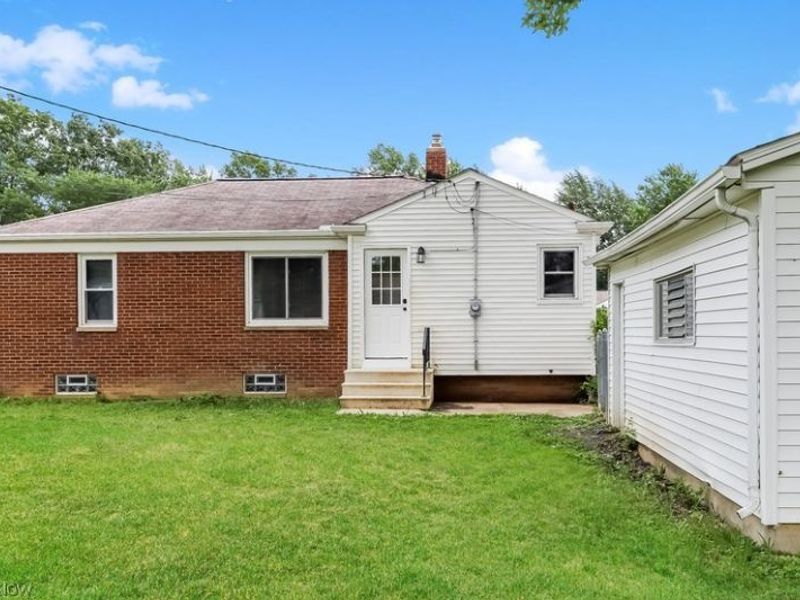 1952 Miriam Avenue , Avon, OH 44011 Photo 19
